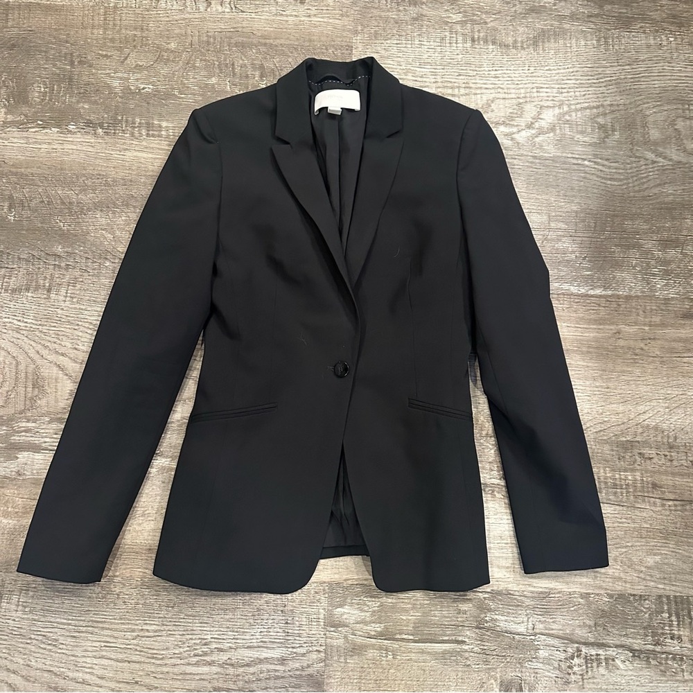 Boss Elegant Black Women's Blazer‎ Size 2